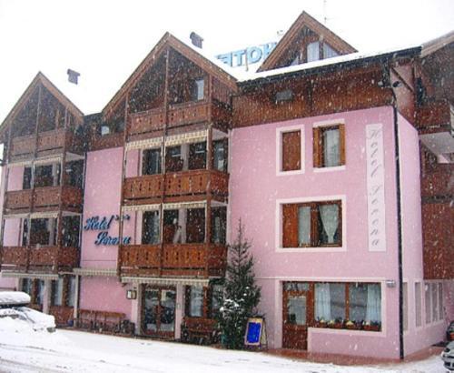 Hotel Serena Dimaro Esterno foto